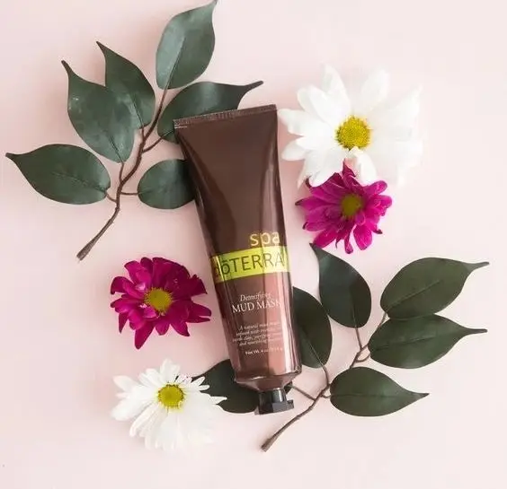 מסיכת חימר לפנים